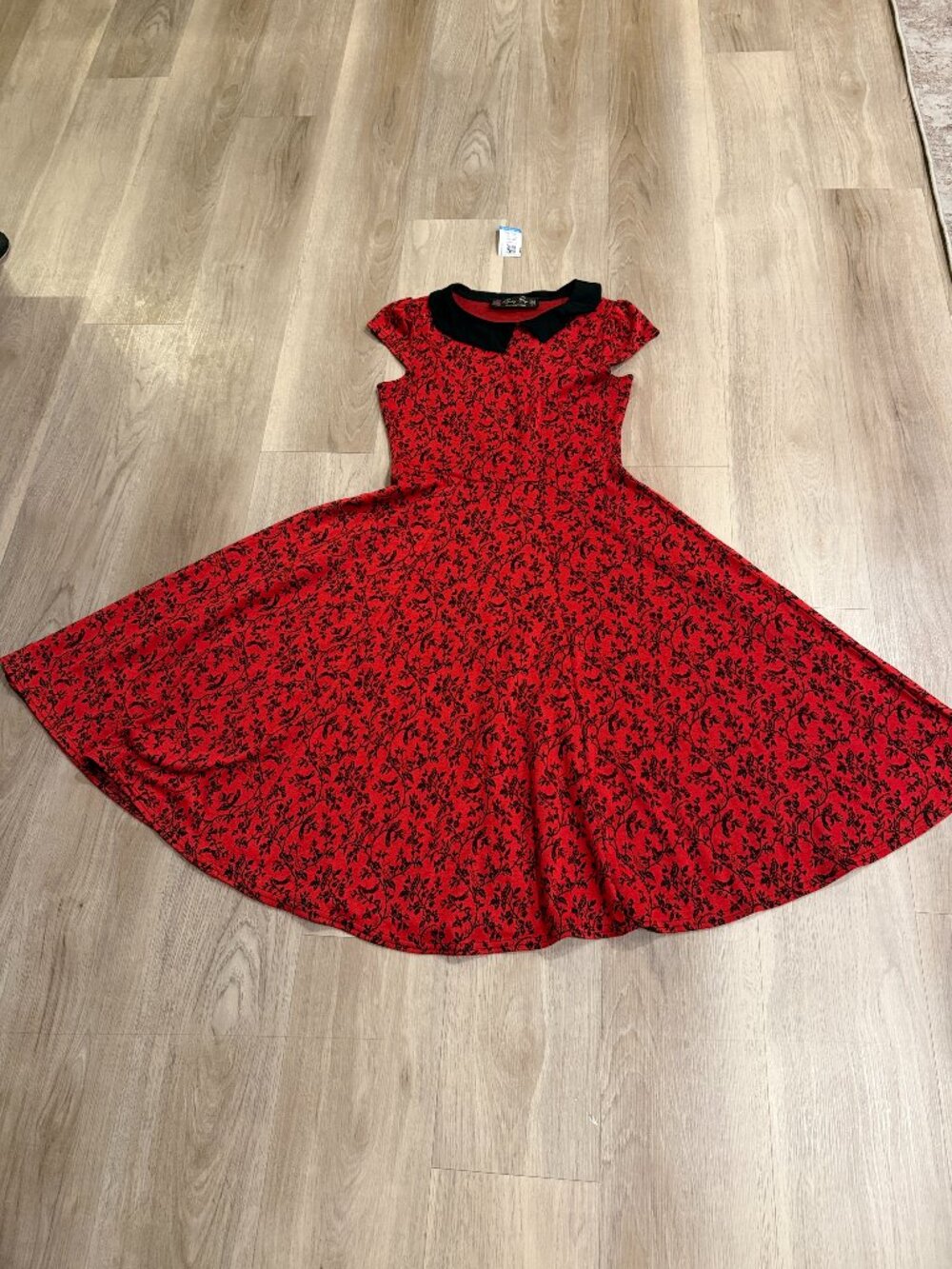 Lindy Bop Swing Dress SMALL Red Black Floral Retro Pinup Rockabilly Halloween